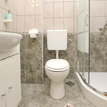 Apartment Charmante Ferienwohnung In Mit Eigenem Balkon